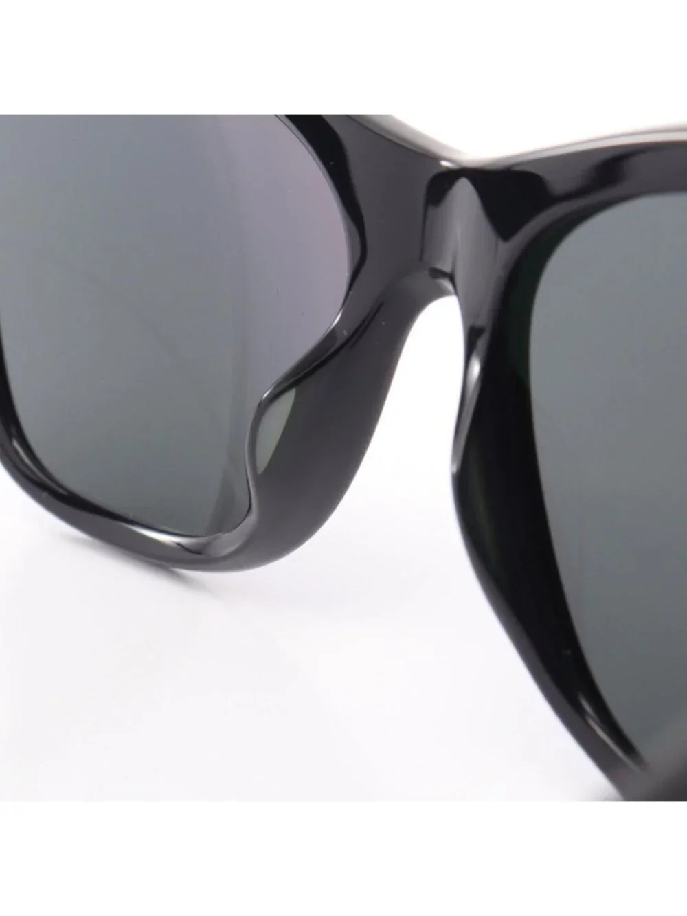 Chanel Sunglasses CC Logo Eyewear